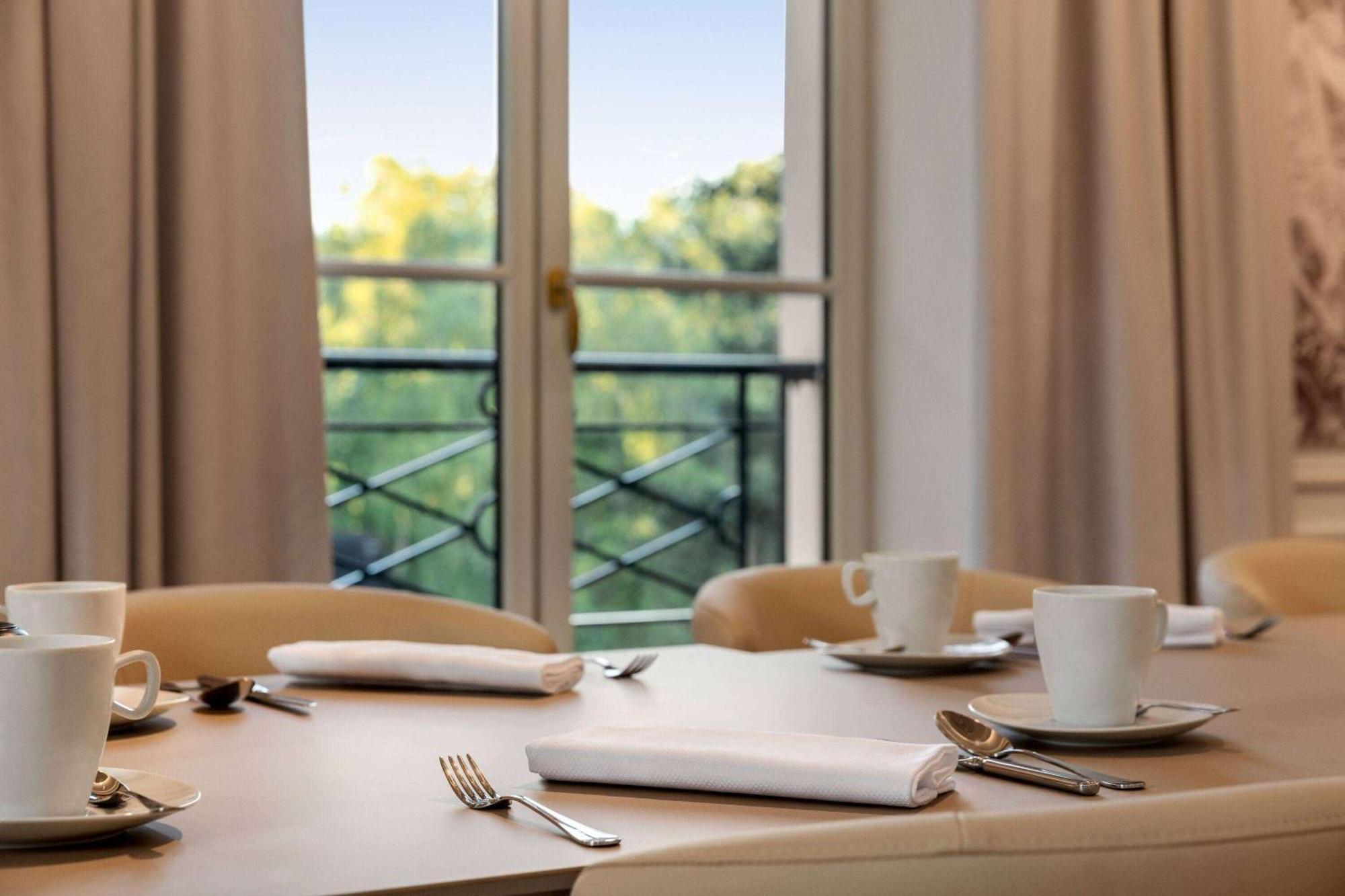 Dolce By Wyndham Versailles - Domaine Du Montcel Jouy-en-Josas Zewnętrze zdjęcie